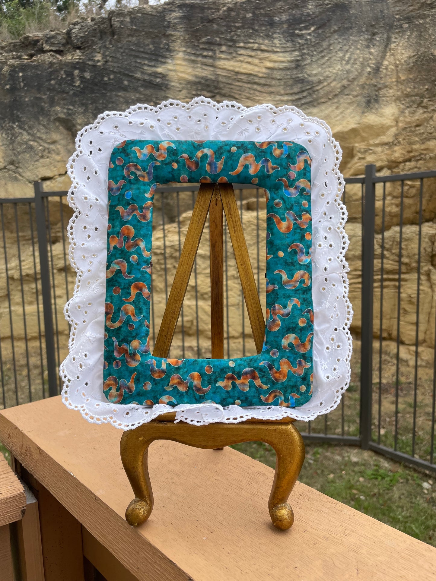 Squiggle Frame