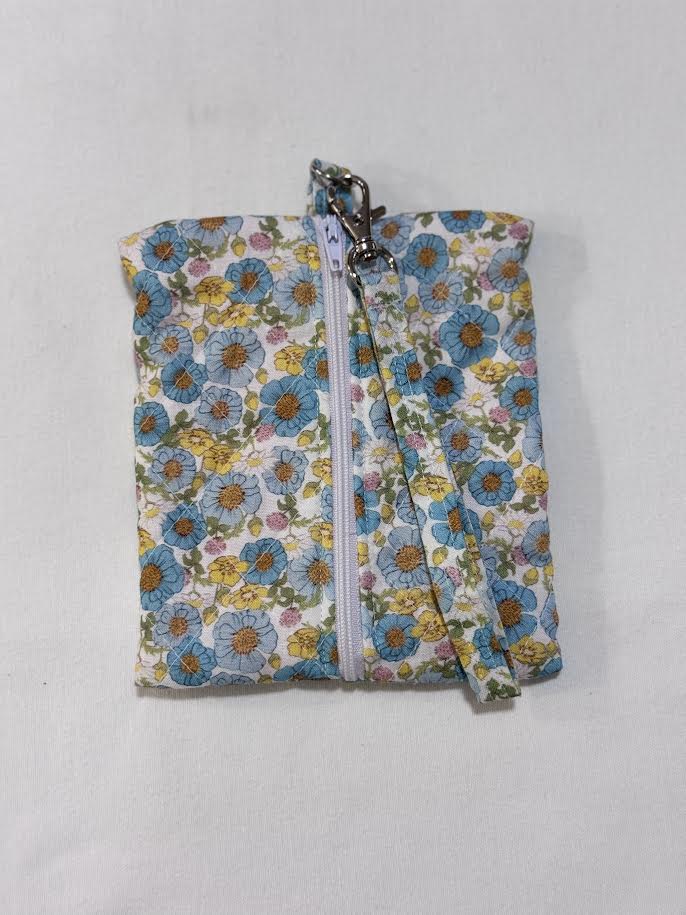 Wristlet - Blue and Yellow Flowers
