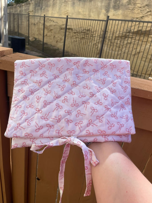 Dainty Bows Book Sleeve LG