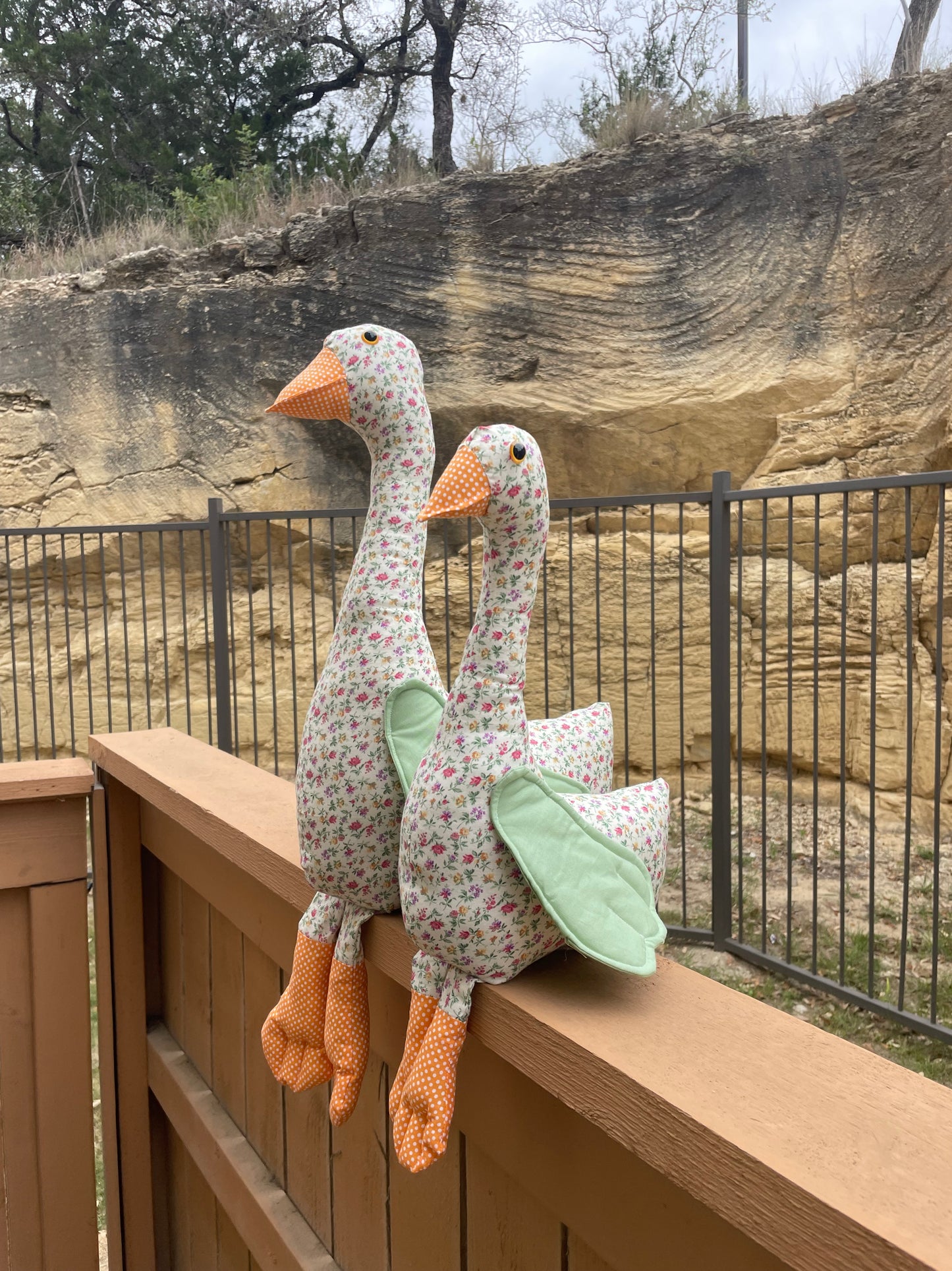 Soft Spring Shelf Goose
