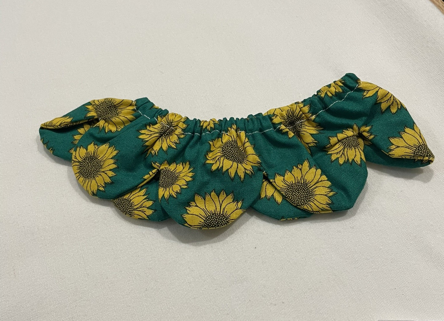 Daisy Collar - Sunflowers