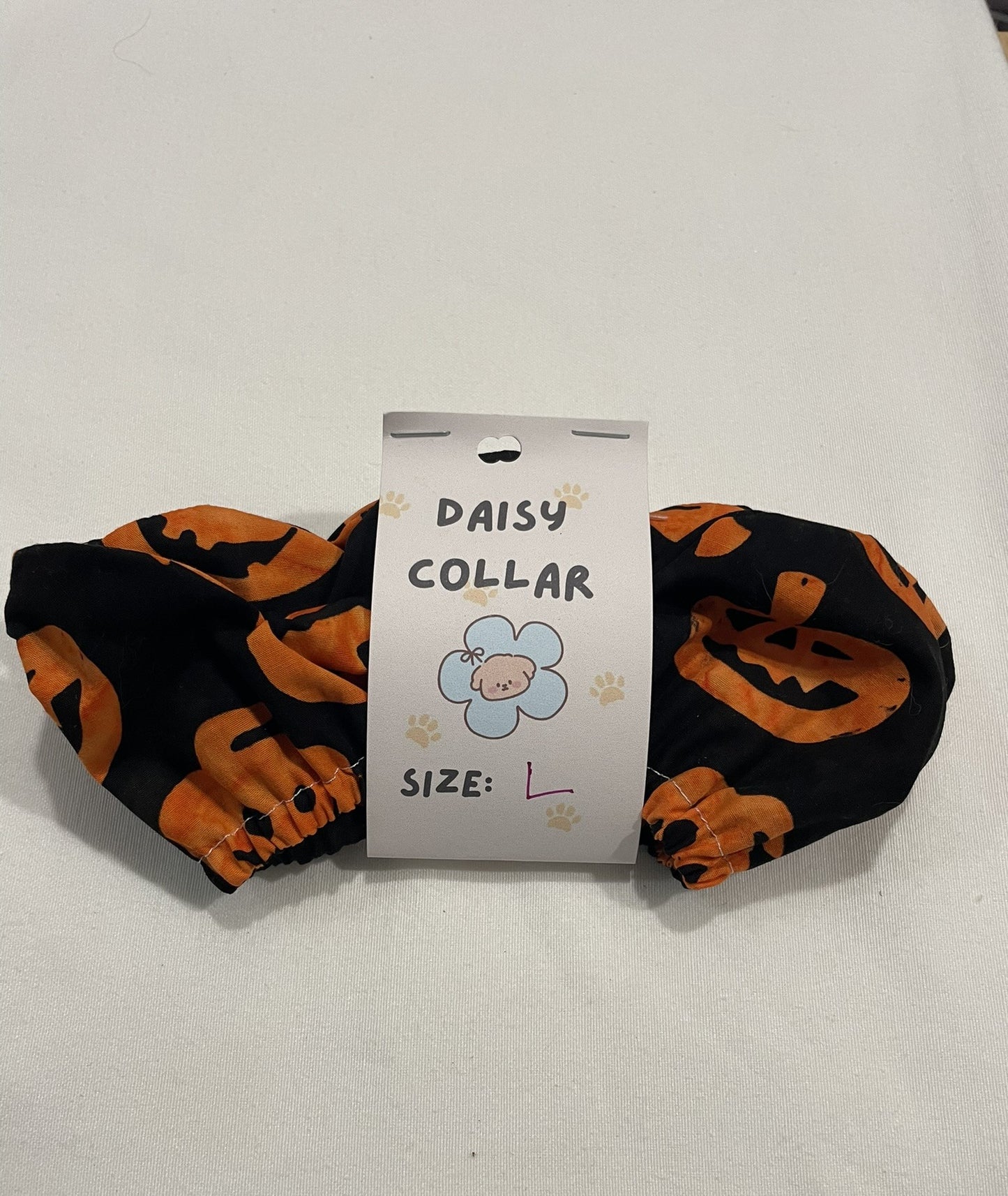 Daisy Collar - Batik Pumpkins