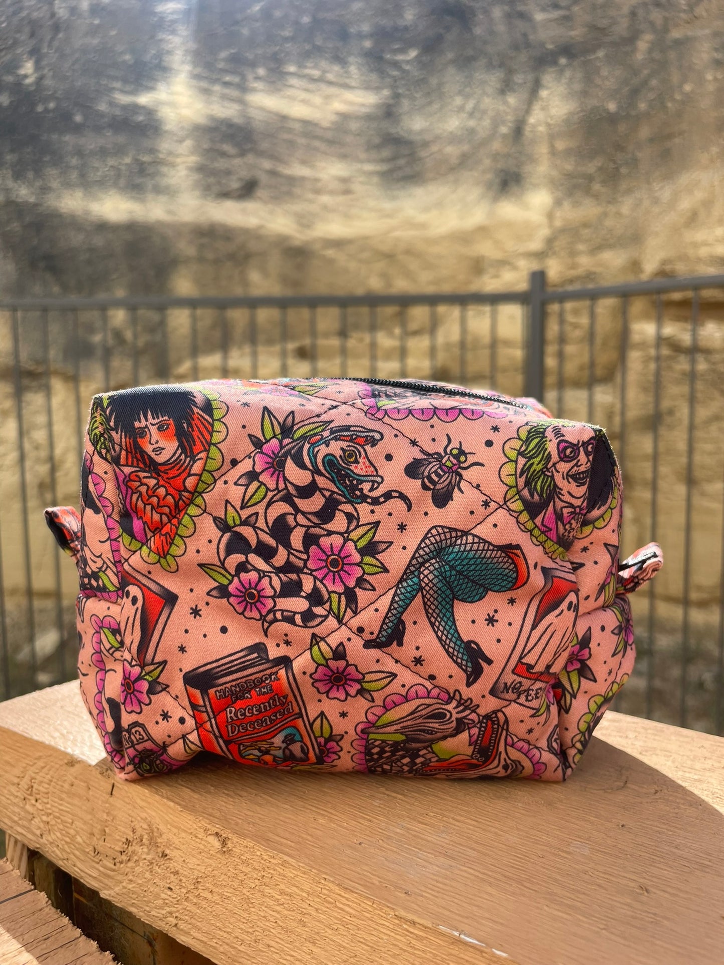 Beetlejuice Boxy Bag SM