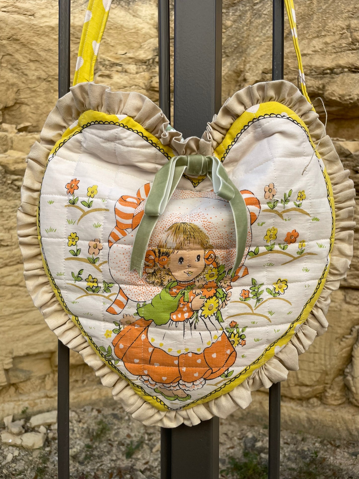 Vintage Ruffle Heart Tote